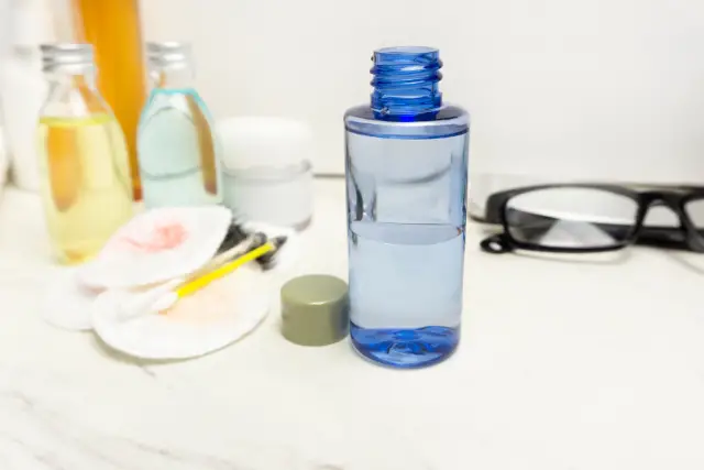 eyelash stain remover