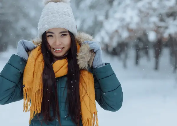 young girl on winter clothes - featured image